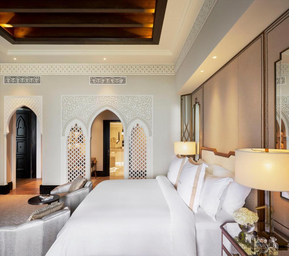 Jumeirah Mina Al Salam Ντουμπάι Εξωτερικό φωτογραφία A bedroom at the hotel